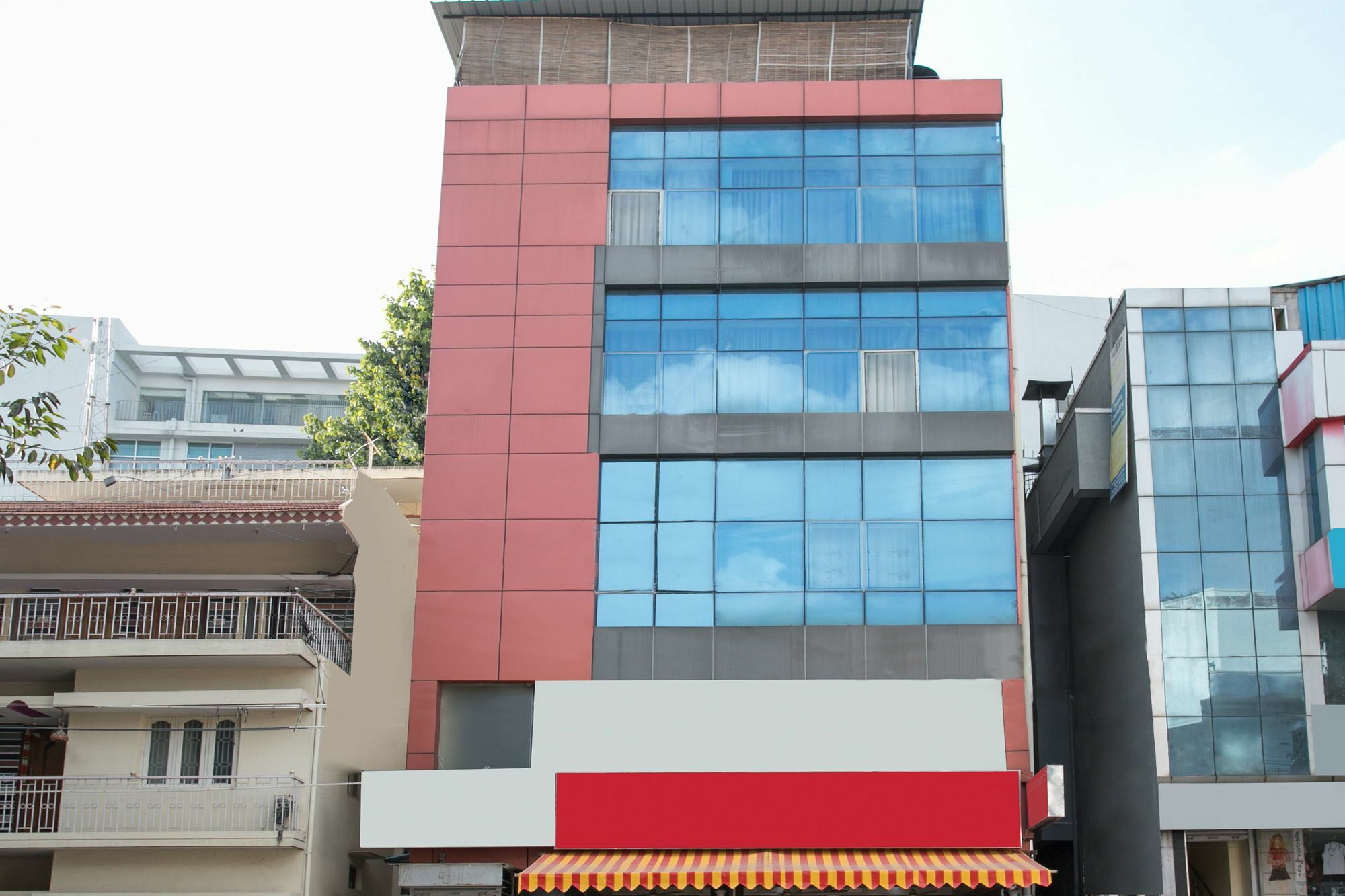 Oyo 10378 Hotel Hibiscus Mayflower Bangalore Exterior photo