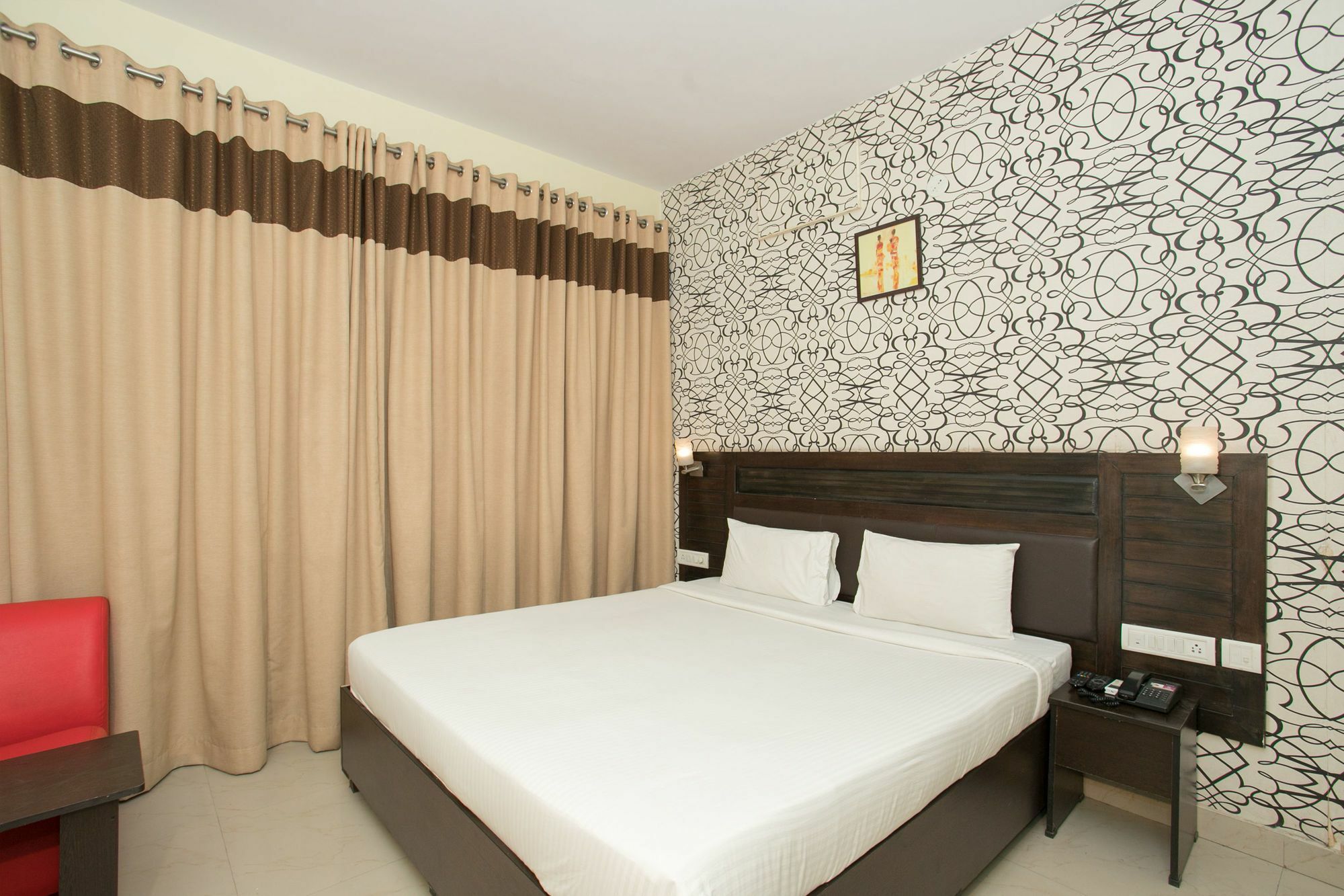 Oyo 10378 Hotel Hibiscus Mayflower Bangalore Exterior photo