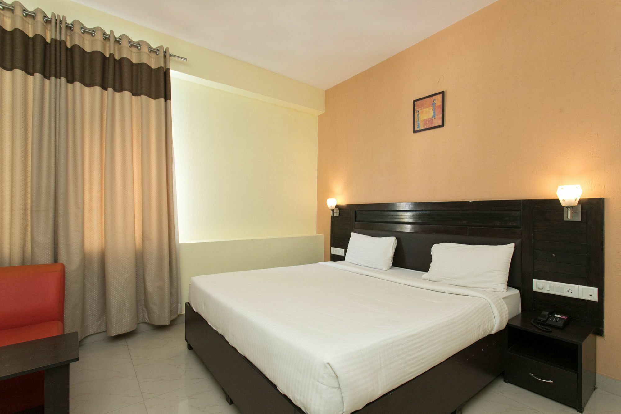 Oyo 10378 Hotel Hibiscus Mayflower Bangalore Exterior photo